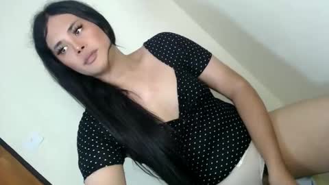 Im ZY DONT FORGET TO FOLLOW ME - online show from 10-18-25, 04:59