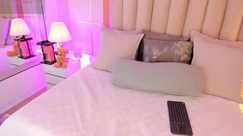 Snapshot of maddieparker chatting on 02-06-26, 07:50 online show from 02-06-26, 07:50