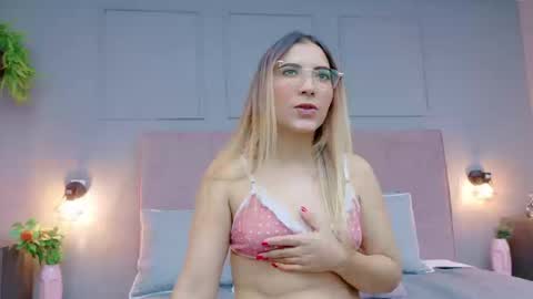 maddietease online show from 09-19-25, 09:04