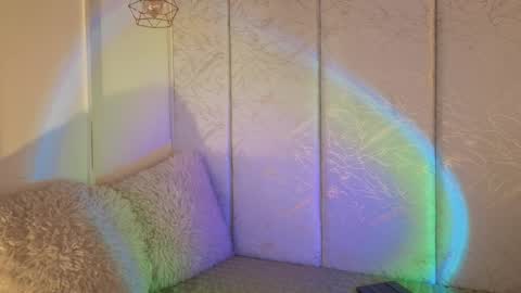 Snapshot of maddy1y_ chatting on 03-28-26, 12:27 maddy online show from 03-28-26, 12:27