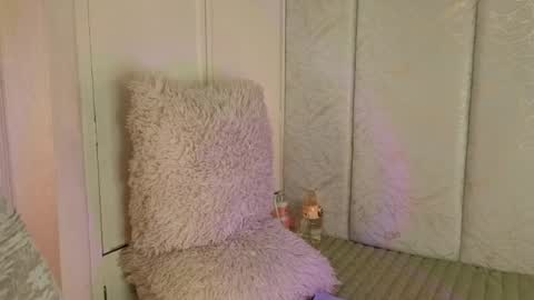 Snapshot of maddy1y_ chatting on 04-16-26, 12:06 maddy online show from 04-16-26, 12:06