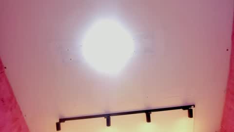 Maddy Please help me with your thumbs up its important online show from 12-23-24, 08:57