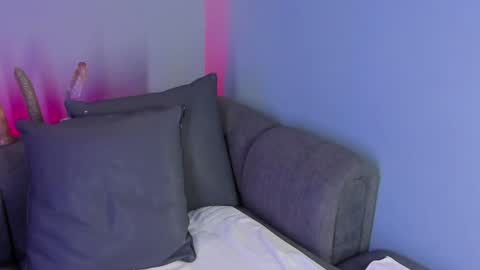 Maddy  online show from 12-24-24, 03:05