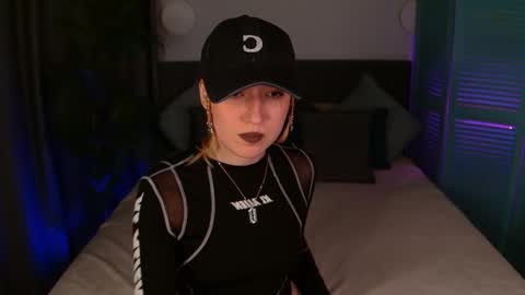 Snapshot of maddygarcia chatting on 10-14-25, 10:54 maddygarcia online show from 10-14-25, 10:54