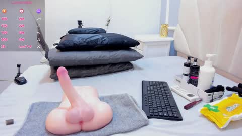 maddyjohnsonn online show from 01-10-25, 11:43