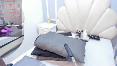 maddyjohnsonn online show from 01-11-25, 11:45