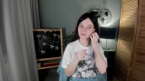 madelaines online show from 11-19-25, 08:47