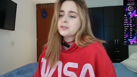 Snapshot of madelamee chatting on 01-31-25, 08:54 madelamee online show from 01-31-25, 08:54