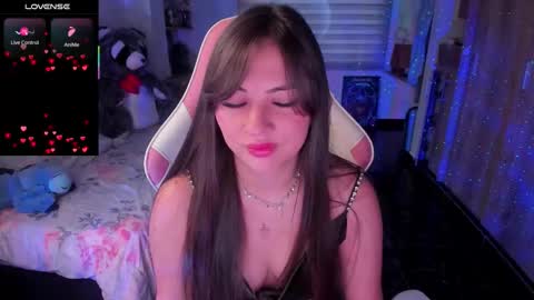 Emily     Only Fans  online show from 11-11-25, 10:32