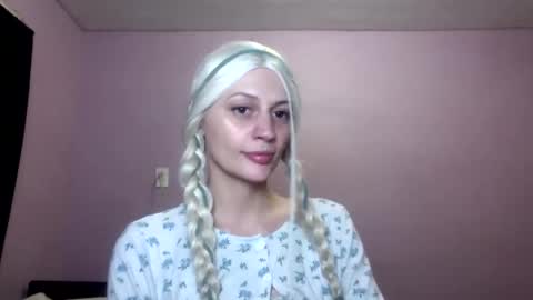 madeline online show from 09-14-25, 03:38
