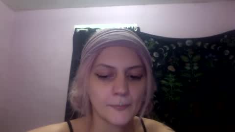 madeline online show from 09-26-25, 04:49