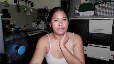 madelline2001 online show from 04-12-26, 06:24