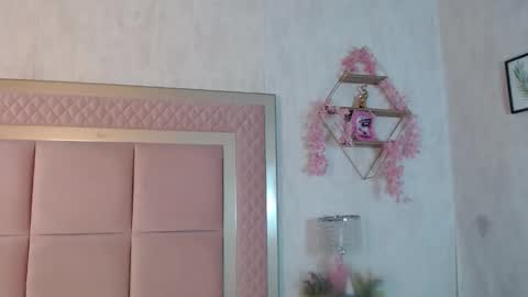 madhison_5 online show from 03-28-26, 12:05