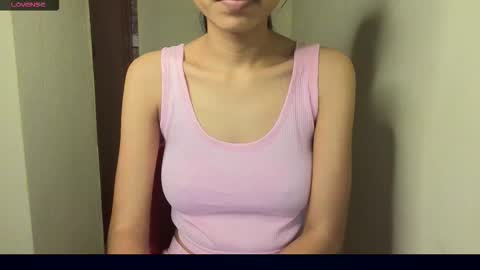 Snapshot of madhubala09 chatting on 11-17-25, 07:19 madhubala09 online show from 11-17-25, 07:19