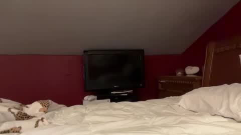 madibaby999 online show from 09-20-25, 12:33