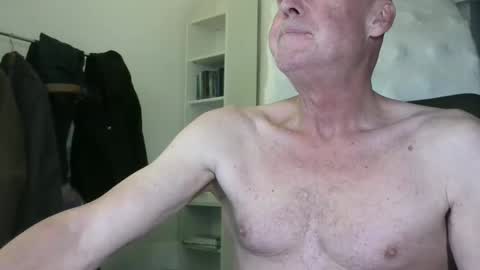 Snapshot of madio1187940 chatting on 11-20-25, 09:58 madio1187940 online show from 11-20-25, 09:58