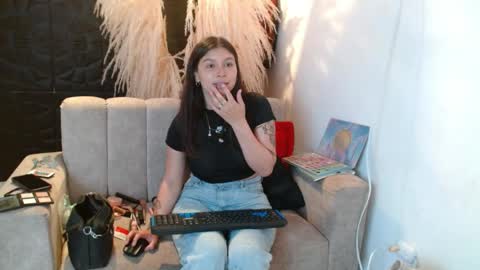 Snapshot of madison85535 chatting on 04-16-26, 02:29 madison85535 online show from 04-16-26, 02:29