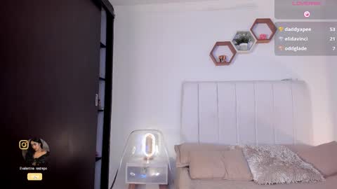 Valentina   1030   530  -  online show from 09-13-25, 04:23