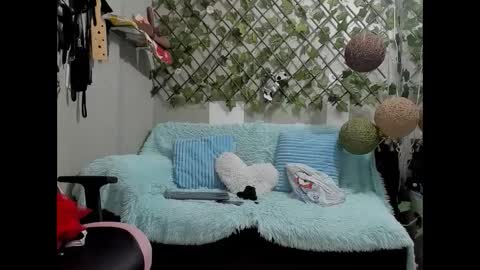 Snapshot of madison_grande chatting on 09-23-25, 12:08 MADISON online show from 09-23-25, 12:08