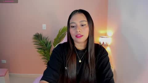 Snapshot of madison_montes chatting on 10-25-25, 11:51 madison montes online show from 10-25-25, 11:51