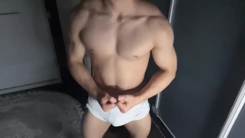 Snapshot of madisonboy2 chatting on 11-08-25, 08:51 madisonboy2 online show from 11-08-25, 08:51