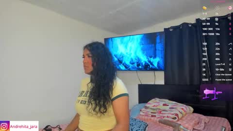 Snapshot of madisonbrunette_lxs chatting on 11-13-25, 07:35 madison online show from 11-13-25, 07:35