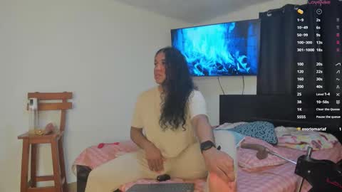 Snapshot of madisonbrunette_lxs chatting on 11-15-25, 05:16 madison online show from 11-15-25, 05:16