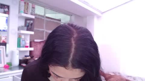 Snapshot of madisoncambel chatting on 10-11-25, 04:05 Madison Cambel online show from 10-11-25, 04:05