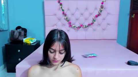 Madison Carzon online show from 11-18-25, 02:17