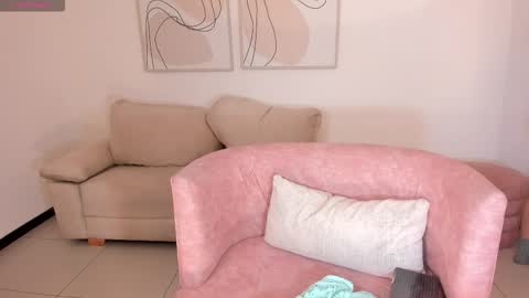 Snapshot of madisonkane chatting on 10-30-25, 11:11 Madison Kane online show from 10-30-25, 11:11