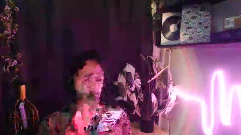 Snapshot of madisonwill_ chatting on 03-23-26, 09:13 MADISONWILL online show from 03-23-26, 09:13