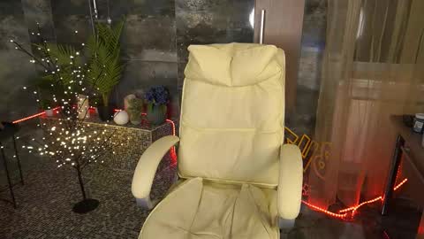 Snapshot of madissonsoft chatting on 01-18-26, 02:32 madissonsoft online show from 01-18-26, 02:32