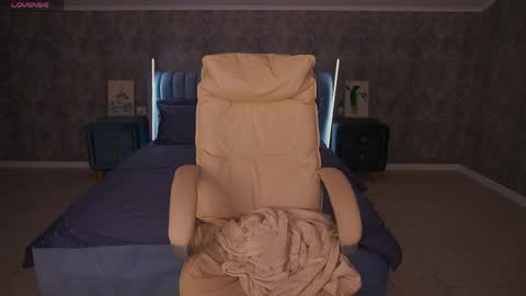 Snapshot of madissonsoft chatting on 04-08-26, 01:11 madissonsoft online show from 04-08-26, 01:11