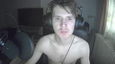 Snapshot of madnessss1215 chatting on 02-23-26, 08:01 madnessss1215 online show from 02-23-26, 08:01