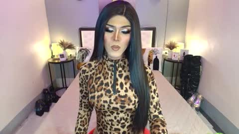 Snapshot of madnesswilxx chatting on 10-20-25, 01:39 Wil online show from 10-20-25, 01:39