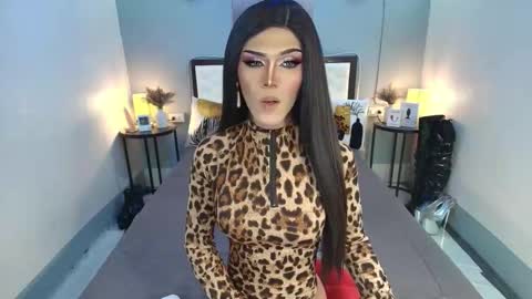 Snapshot of madnesswilxx chatting on 10-29-25, 12:57 Wil online show from 10-29-25, 12:57