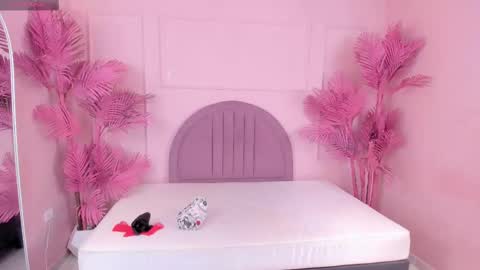 madyscarlett online show from 10-08-25, 11:52