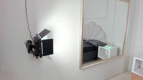 madyscarlett online show from 10-10-25, 12:04