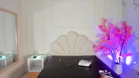 madyscarlett online show from 10-11-25, 11:53