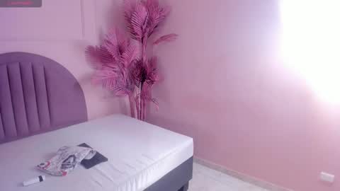 madyscarlett online show from 10-15-25, 12:05