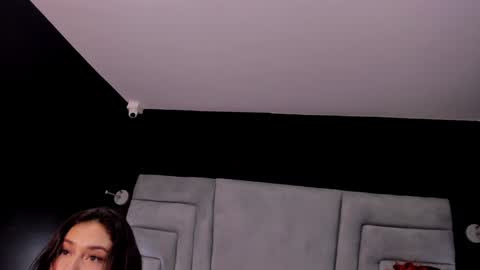 Snapshot of maee_angels chatting on 12-14-24, 08:45 MAEE ANGELS online show from 12-14-24, 08:45