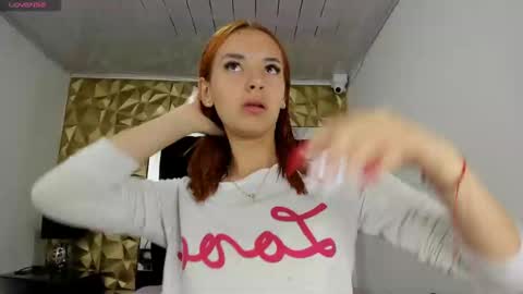 Snapshot of maee_angels chatting on 12-20-24, 10:22 MAEE ANGELS online show from 12-20-24, 10:22