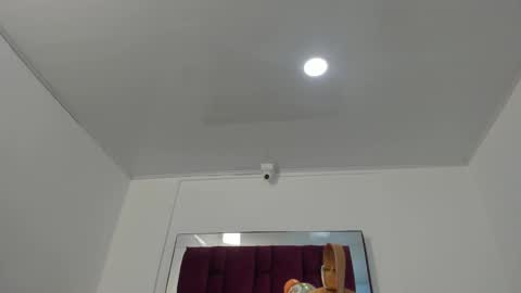 Snapshot of maee_angels chatting on 12-31-24, 06:13 MAEE ANGELS online show from 12-31-24, 06:13