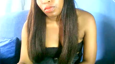 MaelahLove online show from 12-05-24, 09:39