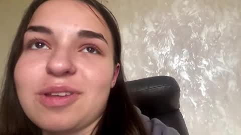 Snapshot of maespirounias chatting on 11-08-25, 11:10 Eva online show from 11-08-25, 11:10