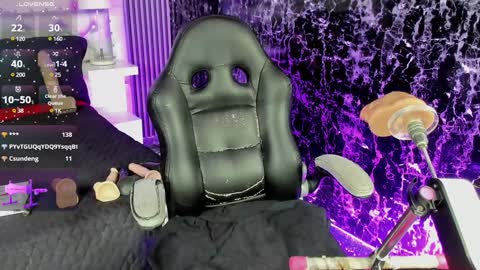 Snapshot of maeve_bigboobs chatting on 02-01-25, 04:56 Mae online show from 02-01-25, 04:56