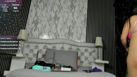 Snapshot of maeve_bigboobs chatting on 02-05-25, 09:57 Mae online show from 02-05-25, 09:57