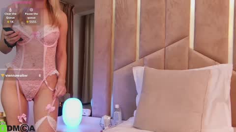 M. online show from 02-07-25, 07:17