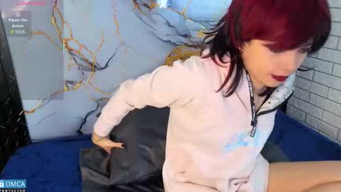 maevekuro online show from 11-22-25, 03:27