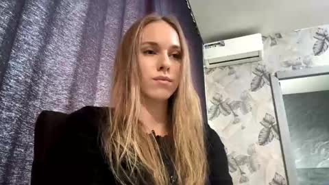 Sara online show from 03-17-26, 06:06